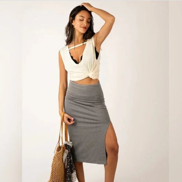 Joyfolie Mia Joy Whitney Gray Midi Skirt Stretch Knit Small NWT - Picture 2 of 8